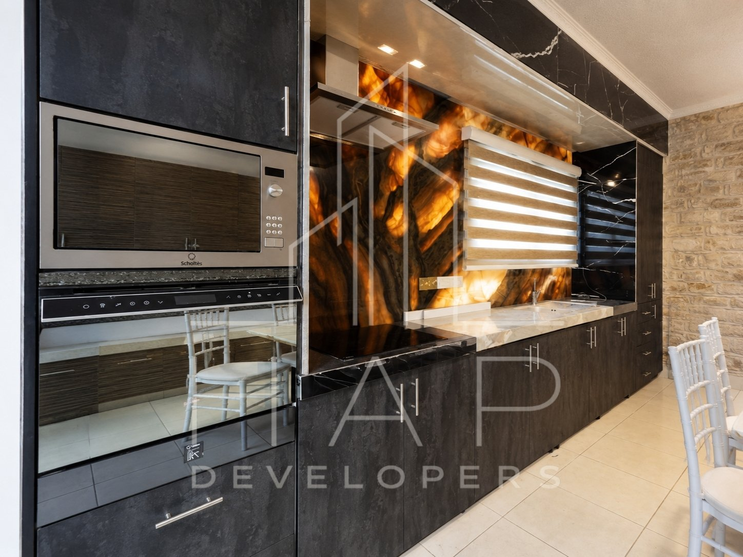 Vergi House kitchen thumbnail