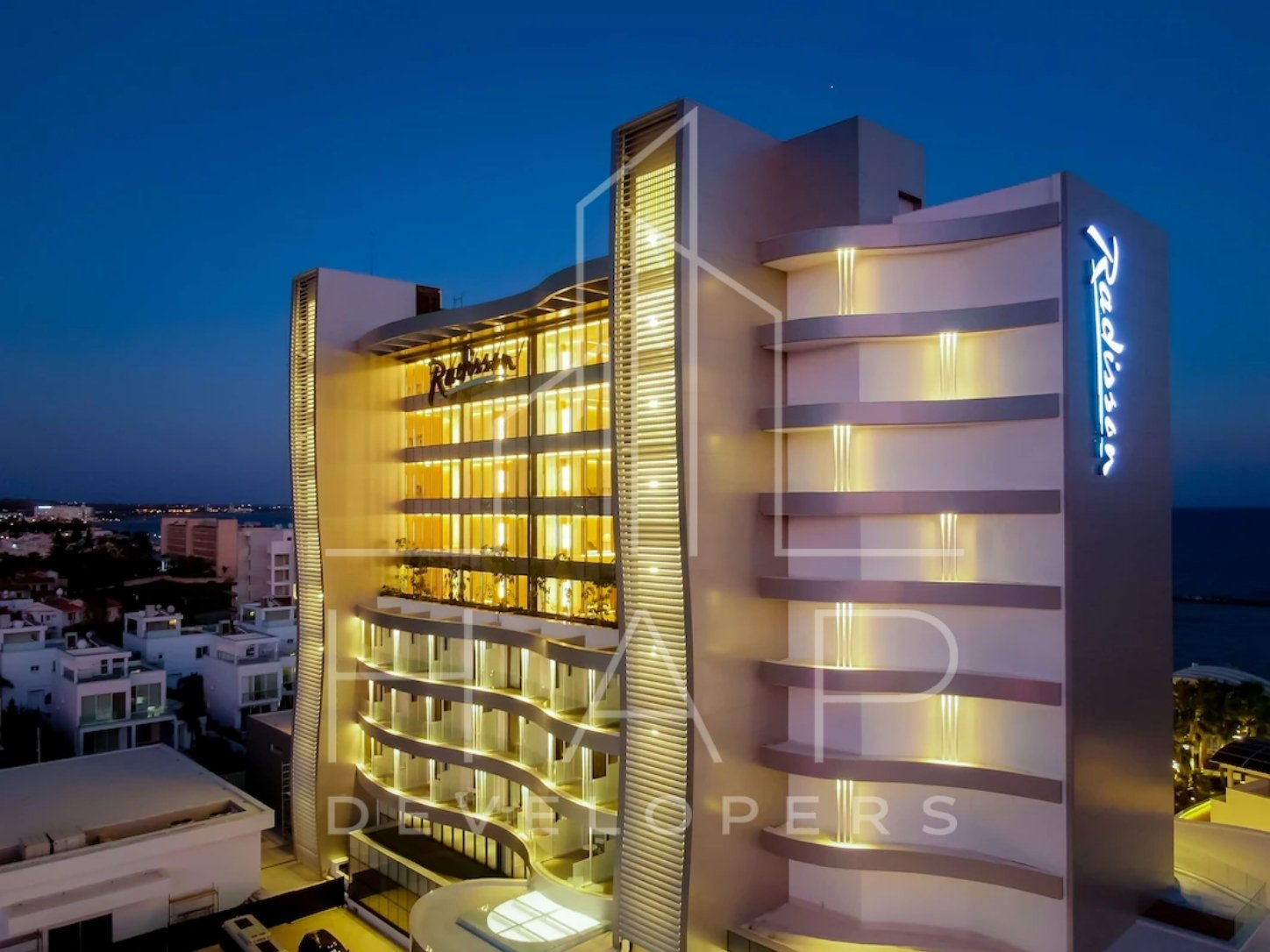 Radisson guest room thumbnail