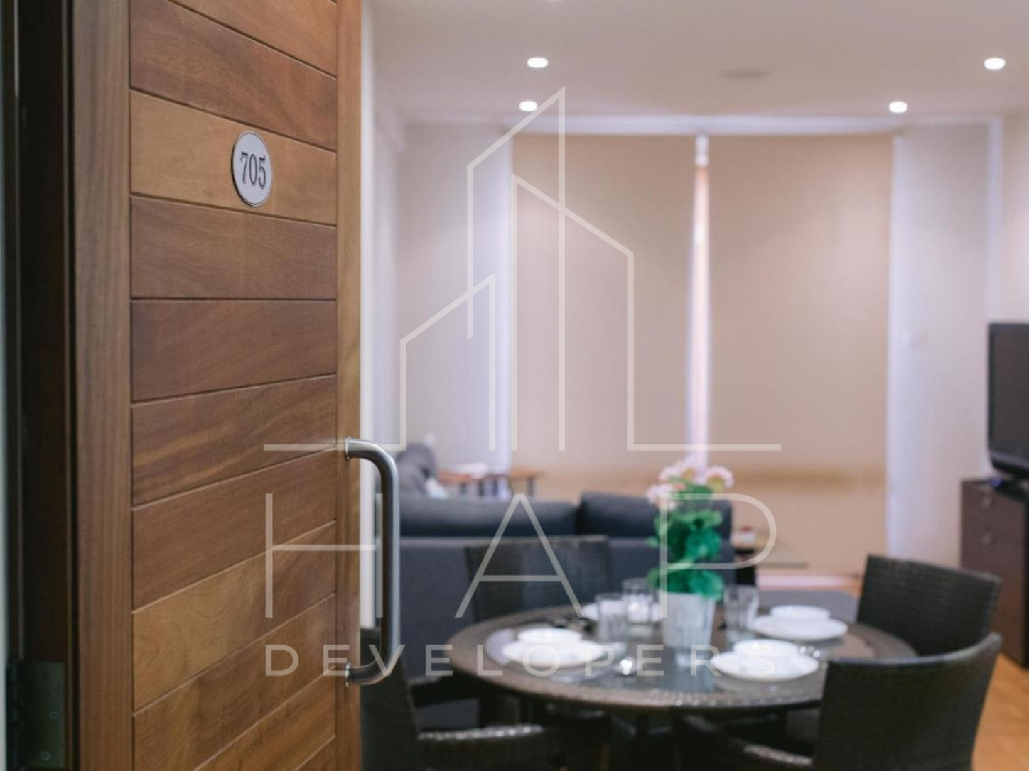 Entry apartment thumbnail